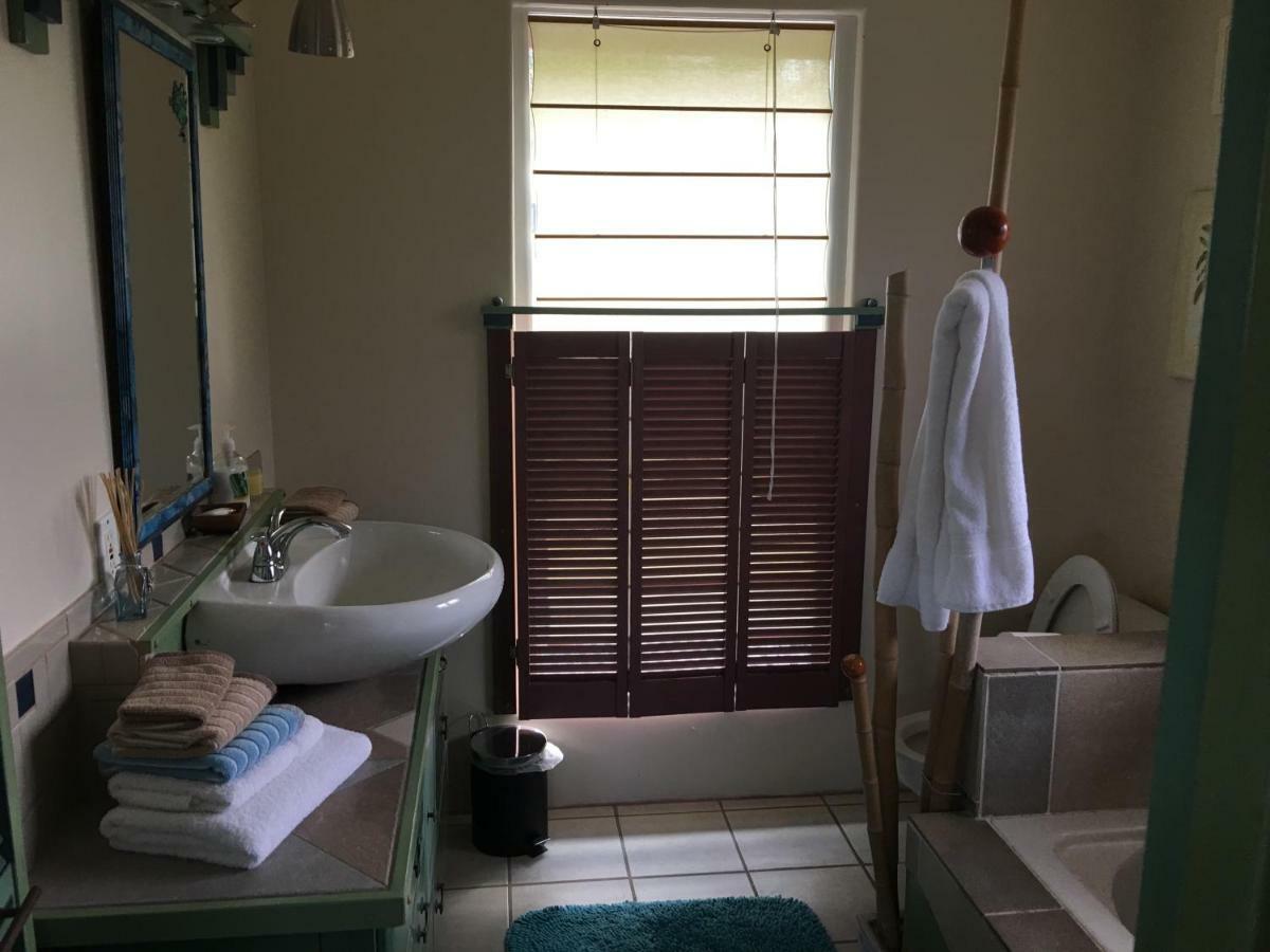 Mediteranean Style Ohana Rental / Loft & Sundeck Panoramic Ocean View Honolulu Landing Екстериор снимка