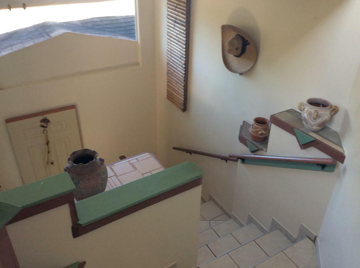 Mediteranean Style Ohana Rental / Loft & Sundeck Panoramic Ocean View Honolulu Landing Екстериор снимка